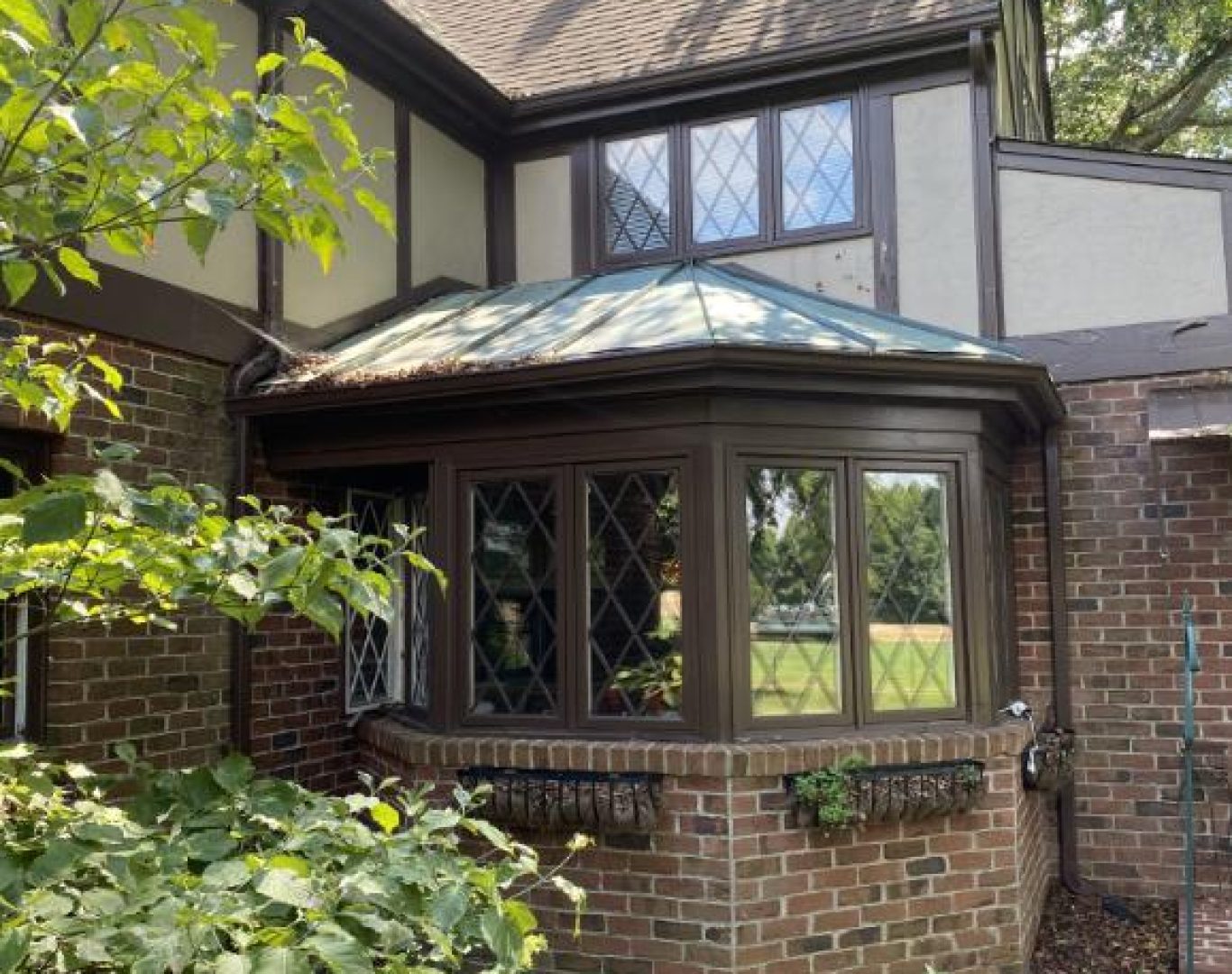 Speaks Custom Window and Sunrooms replacing residential windows in Pineville NC