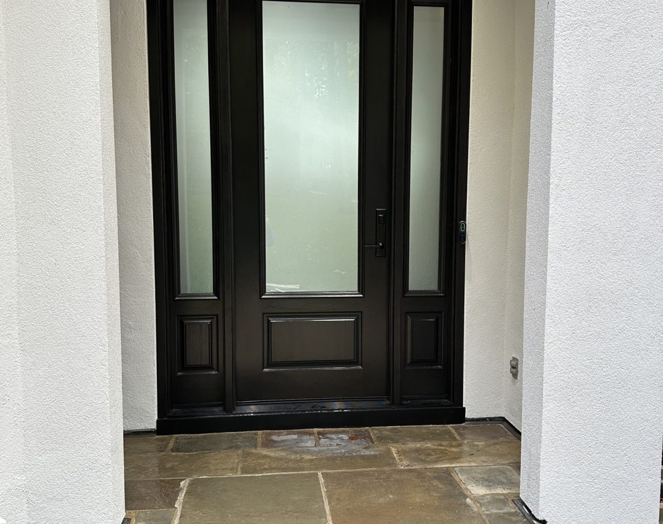 Signet Cherry Ebony with Frosted Glass